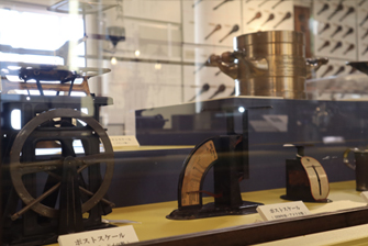 デザインも様々なヨーロッパのポストスケール