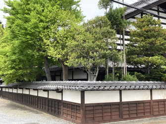 街道の住宅